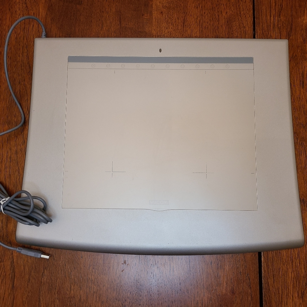 Wacom XD-0912-U Intuos 2 Graphics Tablet 9x12" USB NOT TESTED NO PEN